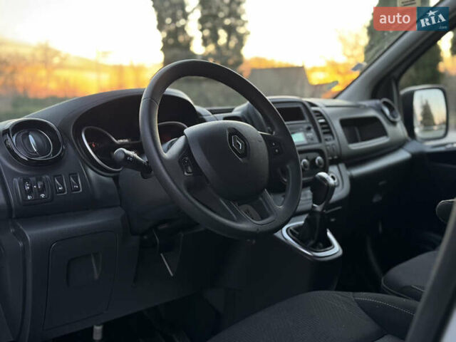 Белый Рено Трафик, объемом двигателя 2 л и пробегом 96 тыс. км за 19500 $, фото 20 на Automoto.ua