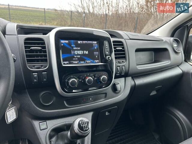 Белый Рено Трафик, объемом двигателя 2 л и пробегом 189 тыс. км за 17900 $, фото 16 на Automoto.ua