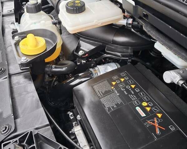 Белый Рено Трафик, объемом двигателя 2 л и пробегом 116 тыс. км за 16500 $, фото 28 на Automoto.ua