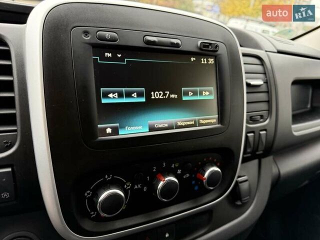 Белый Рено Трафик, объемом двигателя 2 л и пробегом 166 тыс. км за 19700 $, фото 24 на Automoto.ua