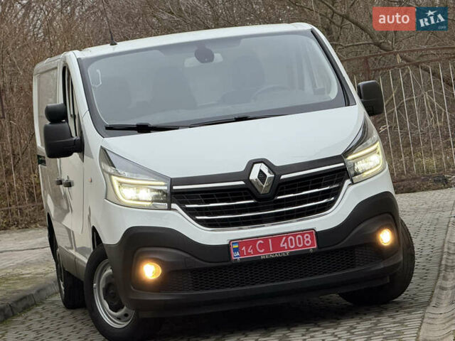 Белый Рено Трафик, объемом двигателя 2 л и пробегом 116 тыс. км за 17300 $, фото 14 на Automoto.ua