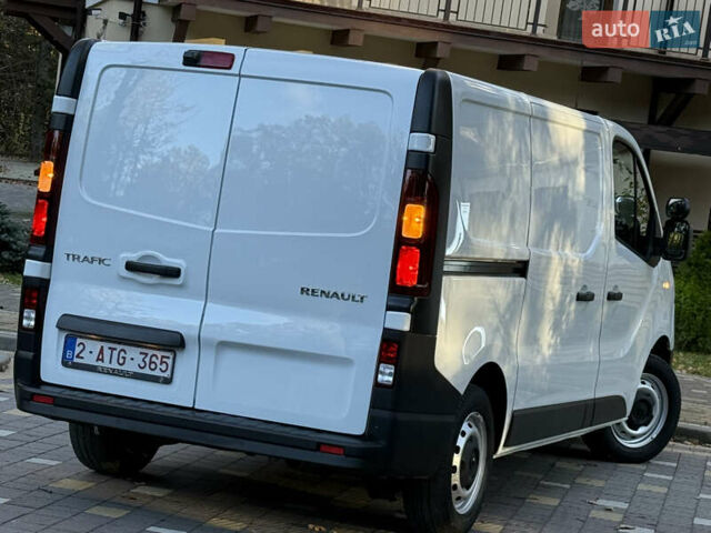 Белый Рено Трафик, объемом двигателя 2 л и пробегом 112 тыс. км за 17850 $, фото 33 на Automoto.ua