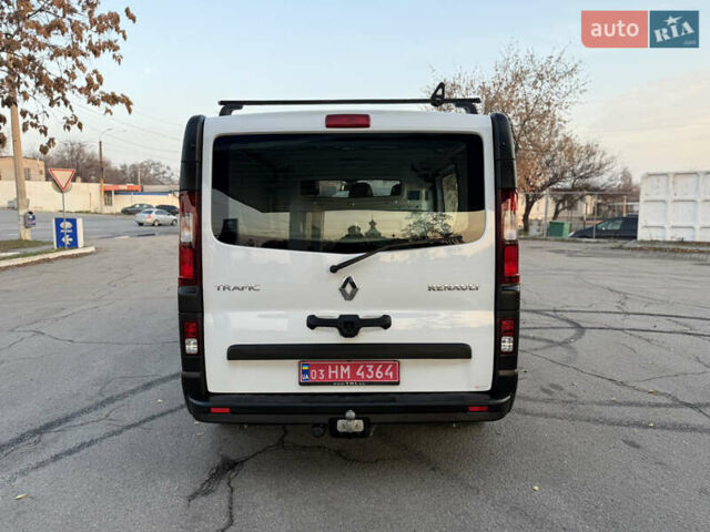 Белый Рено Трафик, объемом двигателя 2 л и пробегом 130 тыс. км за 18999 $, фото 18 на Automoto.ua