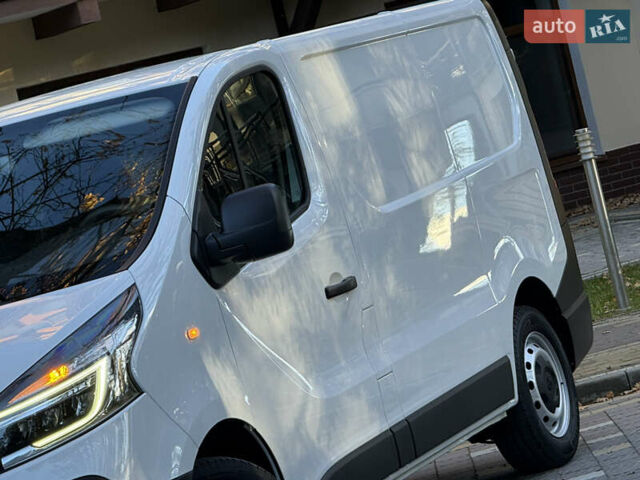 Белый Рено Трафик, объемом двигателя 2 л и пробегом 114 тыс. км за 18200 $, фото 13 на Automoto.ua