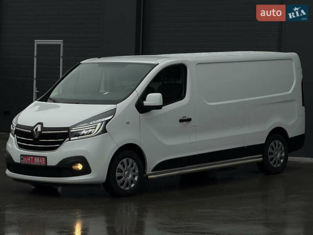 Белый Рено Трафик, объемом двигателя 2 л и пробегом 217 тыс. км за 18800 $, фото 27 на Automoto.ua
