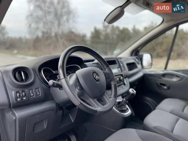 Белый Рено Трафик, объемом двигателя 2 л и пробегом 251 тыс. км за 17500 $, фото 16 на Automoto.ua