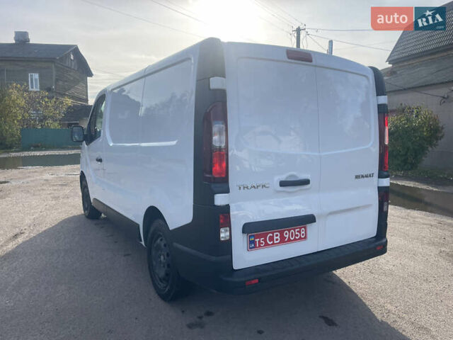 Белый Рено Трафик, объемом двигателя 2 л и пробегом 208 тыс. км за 14500 $, фото 12 на Automoto.ua