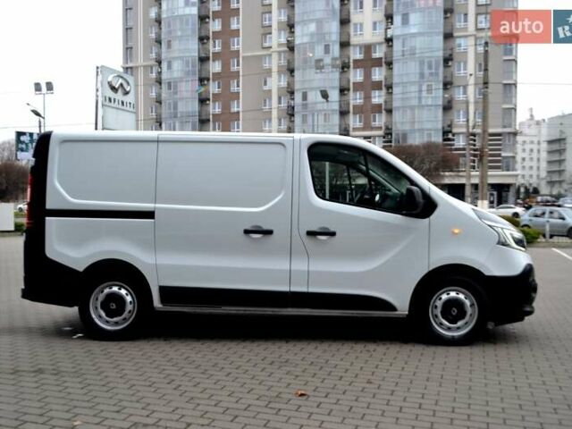 Белый Рено Трафик, объемом двигателя 2 л и пробегом 236 тыс. км за 16900 $, фото 65 на Automoto.ua