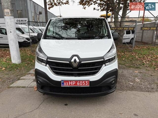Белый Рено Трафик, объемом двигателя 2 л и пробегом 166 тыс. км за 19700 $, фото 3 на Automoto.ua