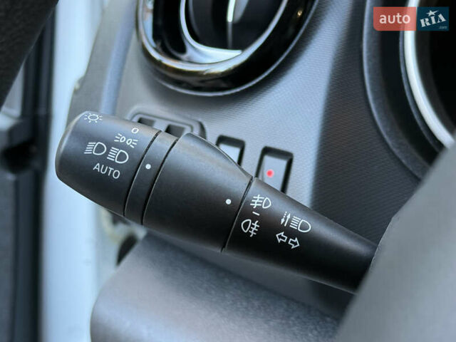 Белый Рено Трафик, объемом двигателя 2 л и пробегом 114 тыс. км за 18200 $, фото 48 на Automoto.ua