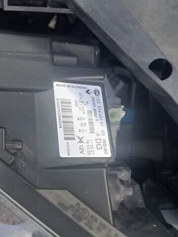 Білий Рено Трафік, об'ємом двигуна 2 л та пробігом 109 тис. км за 20500 $, фото 47 на Automoto.ua