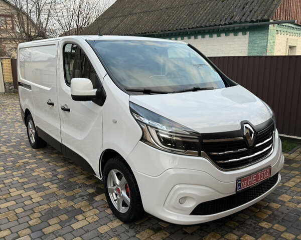 Белый Рено Трафик, объемом двигателя 2 л и пробегом 213 тыс. км за 16900 $, фото 12 на Automoto.ua