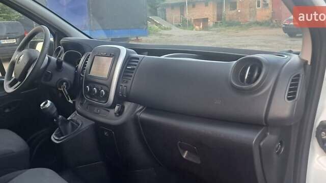 Білий Рено Трафік, об'ємом двигуна 2 л та пробігом 109 тис. км за 20500 $, фото 37 на Automoto.ua