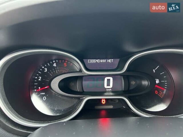 Белый Рено Трафик, объемом двигателя 2 л и пробегом 189 тыс. км за 17900 $, фото 13 на Automoto.ua