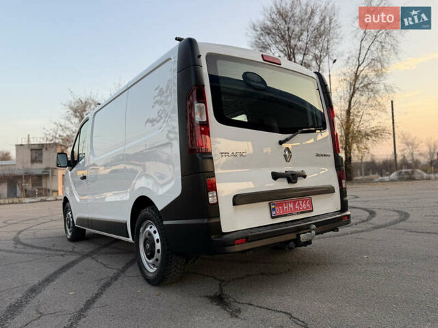 Белый Рено Трафик, объемом двигателя 2 л и пробегом 130 тыс. км за 18999 $, фото 21 на Automoto.ua