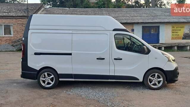 Білий Рено Трафік, об'ємом двигуна 2 л та пробігом 109 тис. км за 20500 $, фото 12 на Automoto.ua