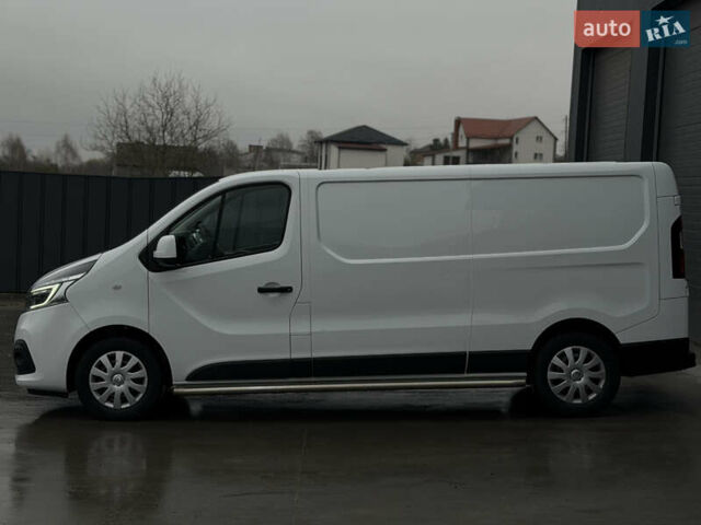 Белый Рено Трафик, объемом двигателя 2 л и пробегом 217 тыс. км за 18800 $, фото 7 на Automoto.ua