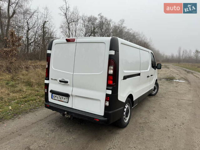 Білий Рено Трафік, об'ємом двигуна 2 л та пробігом 116 тис. км за 19450 $, фото 15 на Automoto.ua