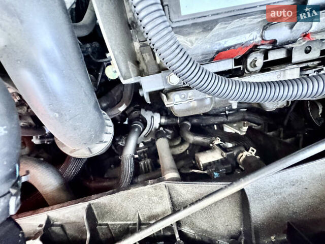 Белый Рено Трафик, объемом двигателя 2 л и пробегом 182 тыс. км за 17673 $, фото 67 на Automoto.ua