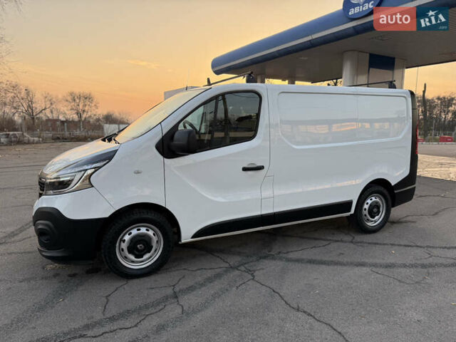 Белый Рено Трафик, объемом двигателя 2 л и пробегом 130 тыс. км за 18999 $, фото 27 на Automoto.ua