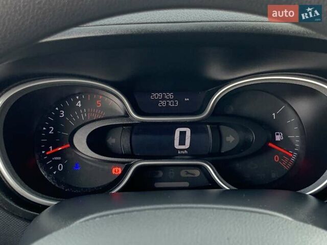 Білий Рено Трафік, об'ємом двигуна 2 л та пробігом 209 тис. км за 16955 $, фото 43 на Automoto.ua