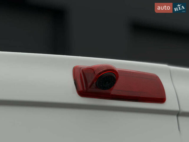 Белый Рено Трафик, объемом двигателя 2 л и пробегом 217 тыс. км за 18800 $, фото 37 на Automoto.ua