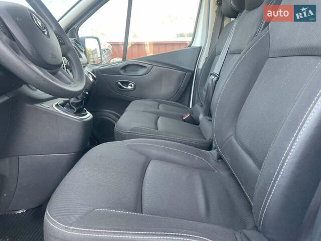 Белый Рено Трафик, объемом двигателя 2 л и пробегом 208 тыс. км за 14500 $, фото 20 на Automoto.ua