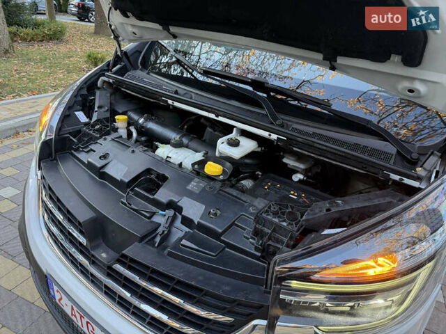 Белый Рено Трафик, объемом двигателя 2 л и пробегом 114 тыс. км за 18200 $, фото 70 на Automoto.ua