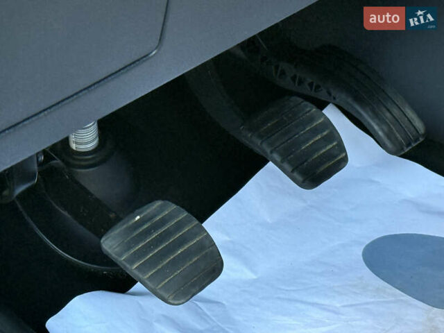 Белый Рено Трафик, объемом двигателя 2 л и пробегом 112 тыс. км за 17850 $, фото 46 на Automoto.ua