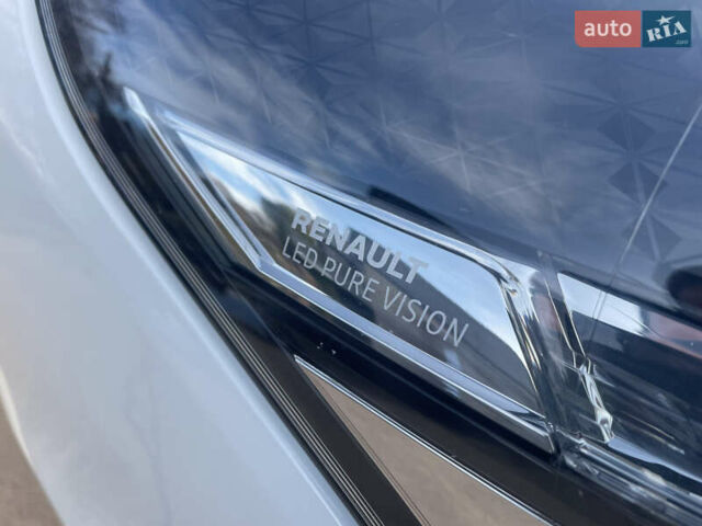 Белый Рено Трафик, объемом двигателя 2 л и пробегом 208 тыс. км за 14500 $, фото 7 на Automoto.ua