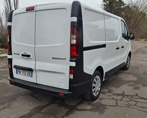 Белый Рено Трафик, объемом двигателя 2 л и пробегом 116 тыс. км за 16500 $, фото 7 на Automoto.ua