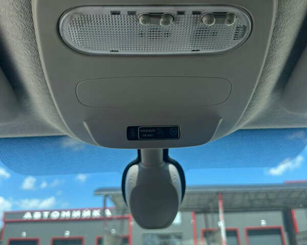 Білий Рено Трафік, об'ємом двигуна 0 л та пробігом 1000 тис. км за 21600 $, фото 12 на Automoto.ua