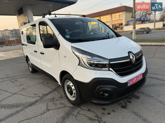 Белый Рено Трафик, объемом двигателя 2 л и пробегом 130 тыс. км за 18999 $, фото 9 на Automoto.ua