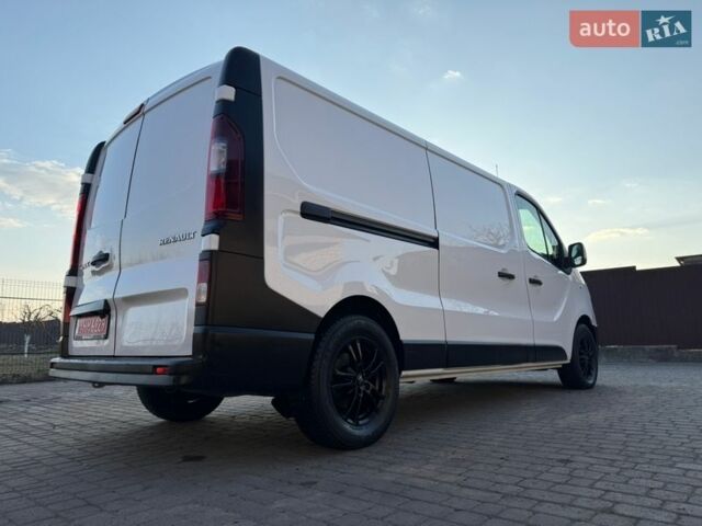 Белый Рено Трафик, объемом двигателя 2 л и пробегом 102 тыс. км за 20900 $, фото 20 на Automoto.ua