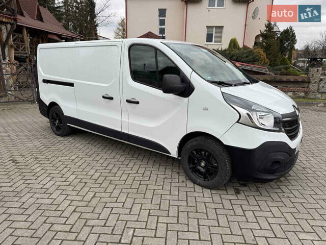 Белый Рено Трафик, объемом двигателя 2 л и пробегом 76 тыс. км за 17700 $, фото 9 на Automoto.ua