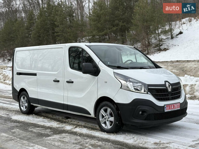 Белый Рено Трафик, объемом двигателя 2 л и пробегом 180 тыс. км за 17700 $, фото 6 на Automoto.ua