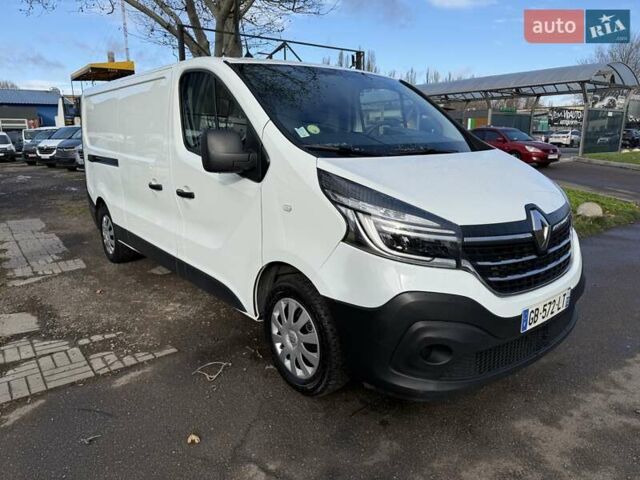 Білий Рено Трафік, об'ємом двигуна 2 л та пробігом 200 тис. км за 18900 $, фото 3 на Automoto.ua