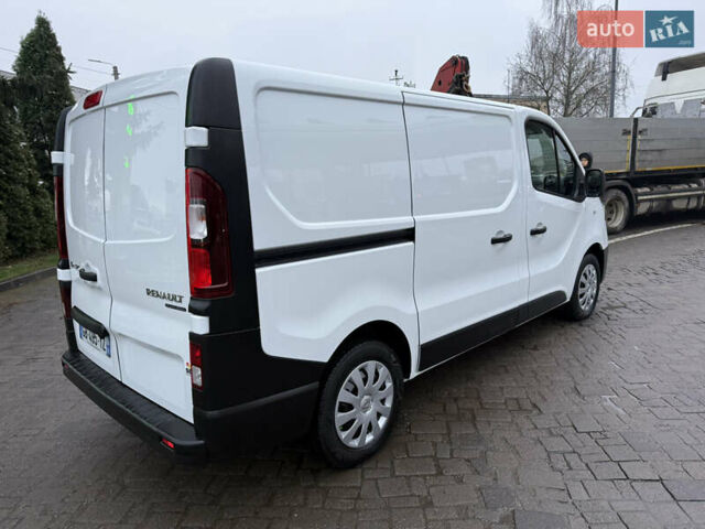 Белый Рено Трафик, объемом двигателя 2 л и пробегом 259 тыс. км за 16400 $, фото 16 на Automoto.ua