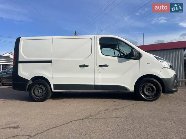 Белый Рено Трафик, объемом двигателя 2 л и пробегом 208 тыс. км за 14500 $, фото 3 на Automoto.ua