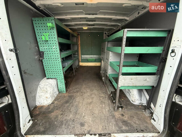 Белый Рено Трафик, объемом двигателя 2 л и пробегом 250 тыс. км за 16250 $, фото 23 на Automoto.ua