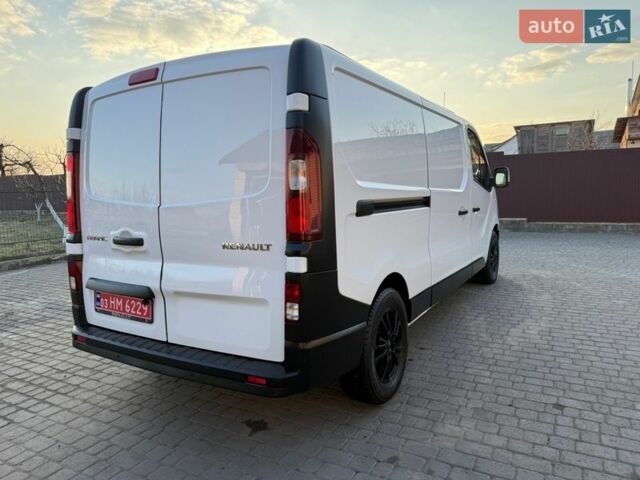 Белый Рено Трафик, объемом двигателя 2 л и пробегом 102 тыс. км за 20900 $, фото 99 на Automoto.ua