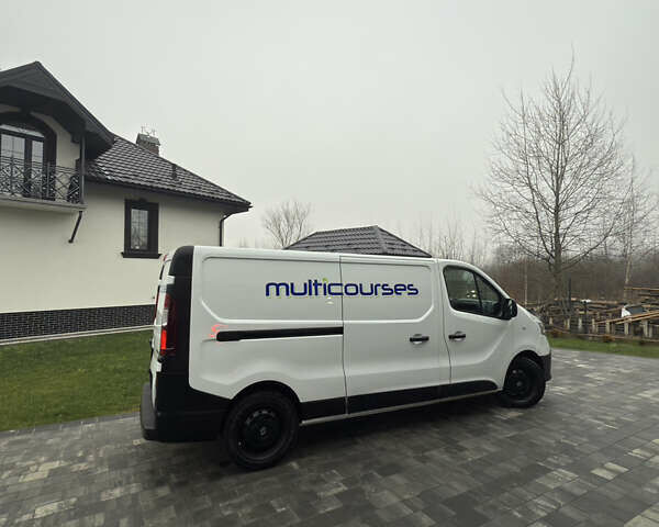 Білий Рено Трафік, об'ємом двигуна 2 л та пробігом 123 тис. км за 17900 $, фото 5 на Automoto.ua