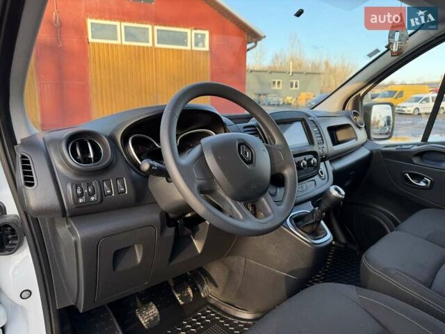 Белый Рено Трафик, объемом двигателя 2 л и пробегом 36 тыс. км за 20550 $, фото 14 на Automoto.ua