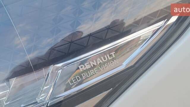 Белый Рено Трафик, объемом двигателя 2 л и пробегом 109 тыс. км за 19777 $, фото 20 на Automoto.ua