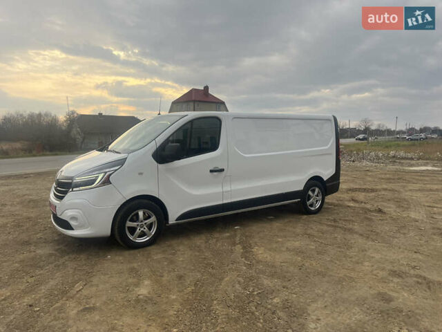 Білий Рено Трафік, об'ємом двигуна 2 л та пробігом 150 тис. км за 16950 $, фото 4 на Automoto.ua