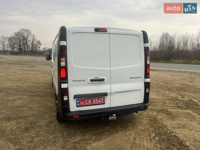 Білий Рено Трафік, об'ємом двигуна 2 л та пробігом 150 тис. км за 16950 $, фото 10 на Automoto.ua