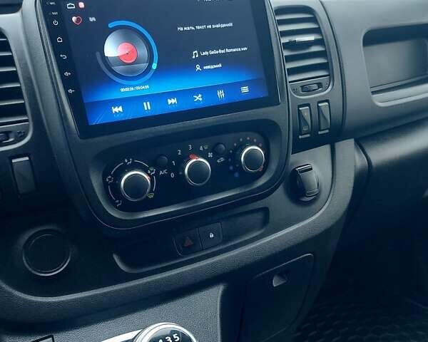 Білий Рено Трафік, об'ємом двигуна 2 л та пробігом 187 тис. км за 16700 $, фото 58 на Automoto.ua