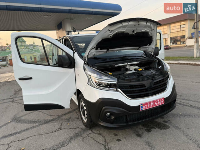 Белый Рено Трафик, объемом двигателя 2 л и пробегом 130 тыс. км за 18999 $, фото 101 на Automoto.ua