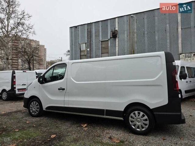 Белый Рено Трафик, объемом двигателя 2 л и пробегом 204 тыс. км за 18700 $, фото 13 на Automoto.ua