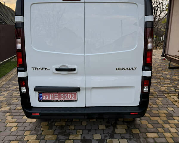 Белый Рено Трафик, объемом двигателя 2 л и пробегом 213 тыс. км за 16900 $, фото 15 на Automoto.ua